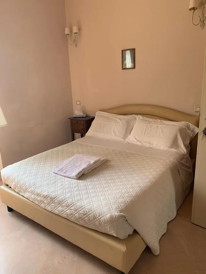***  Hotel Relais Real Collegio Noli Italia