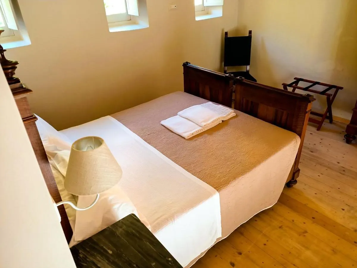 Hotel Relais Real Collegio Noli 3*,  Italia