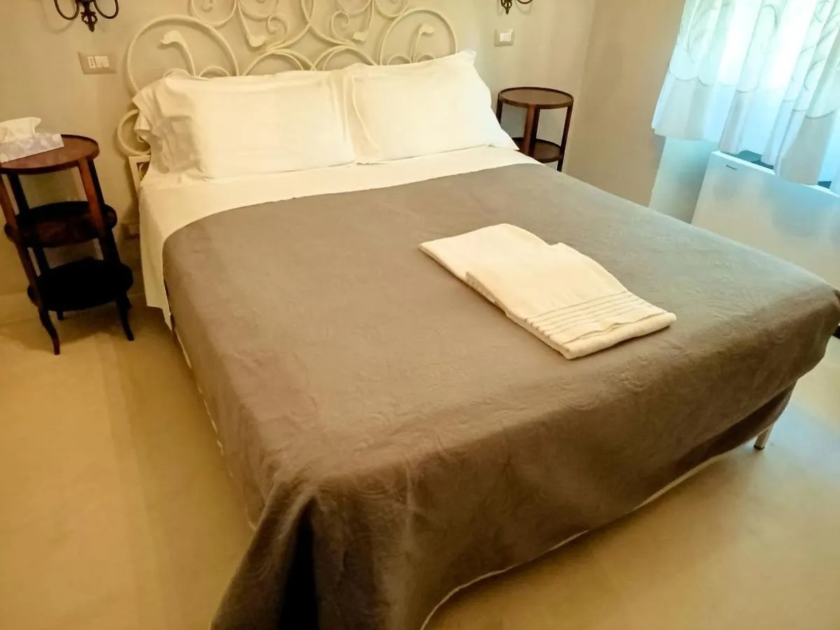 ***  Hotel Relais Real Collegio Noli Italia