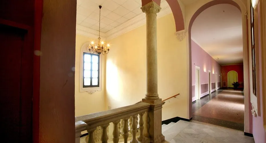 Hotel Relais Real Collegio Noli